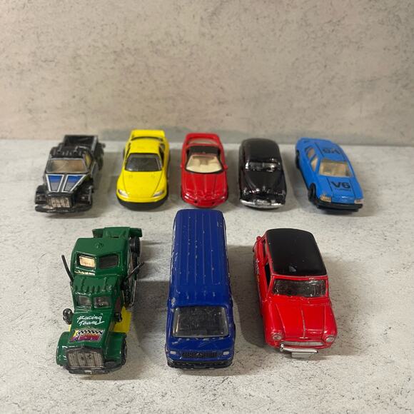 Assorted Motormax, Yatming and McToy Diecast Toy Vehicles - Lot of 8 - Used - Picture 6 of 11